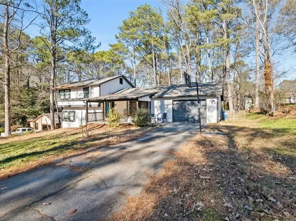 778 Brownlee Ln, Lawrenceville, GA 30044