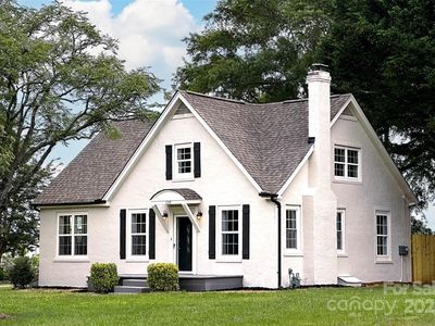 330 17th St NW, Hickory, NC, 28601