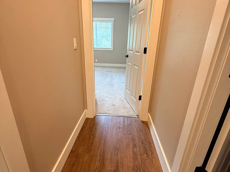 2545 NW Awbrey Rd — Photo 23