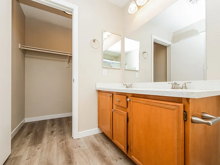 4929 Whispering Spring Ave — Photo 11
