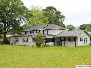 1704 4th Ave N, Clanton, AL 35045