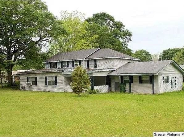 1704 4th Ave N, Clanton, AL 35045