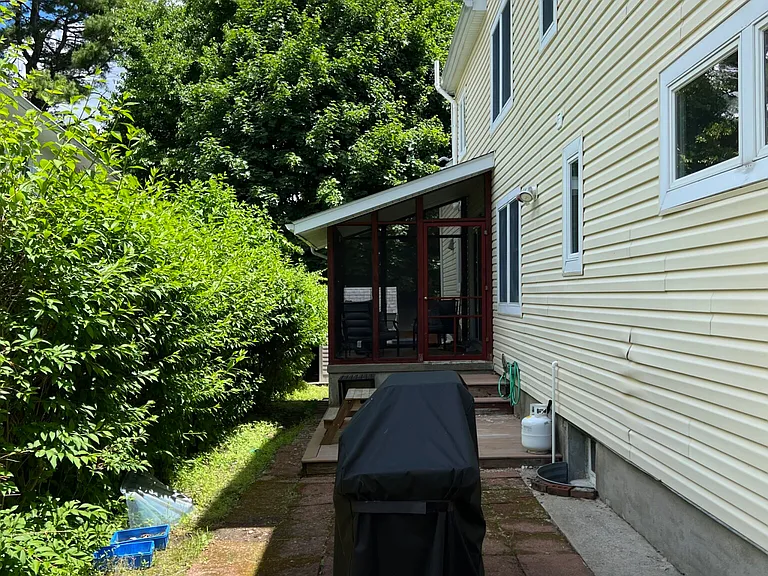 11 Garrison Rd — Photo 30