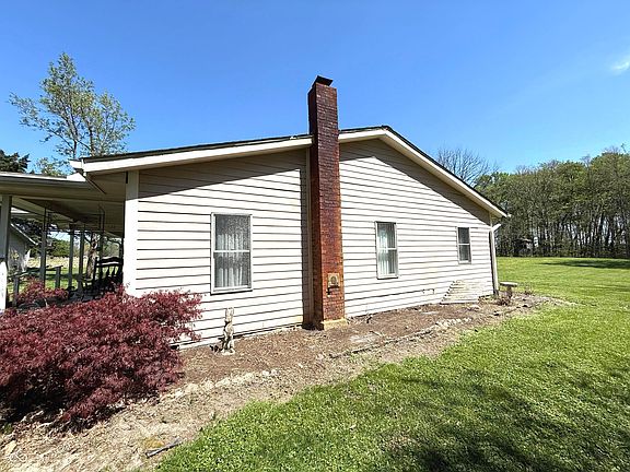 2nd image of 4975 Hathaway Dr