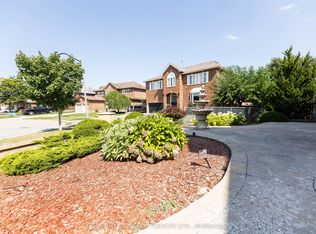 23 Leah Cres, Ajax, ON L1T 3J2