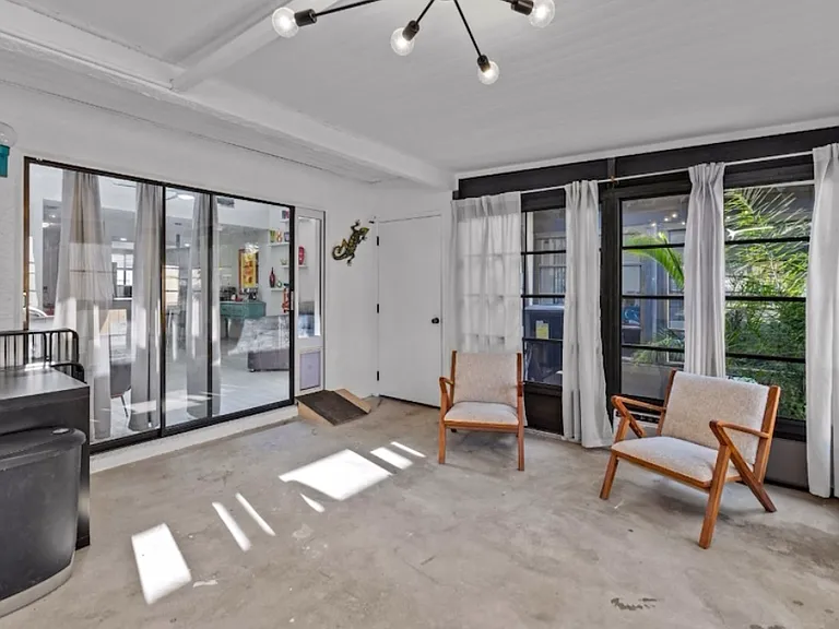 2240 Pinewood Villas Dr — Photo 4
