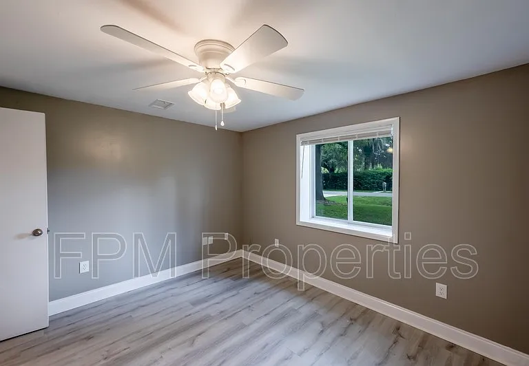 7832 Newton Rd — Photo 26