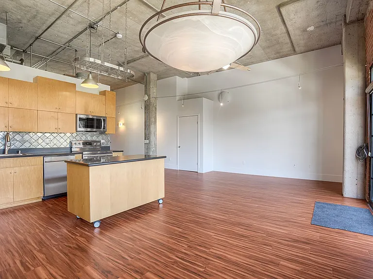 3940 7th Ave #205 — Photo 9