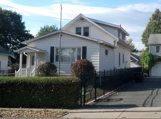 7 Griswold Ave, Troy, NY 12180