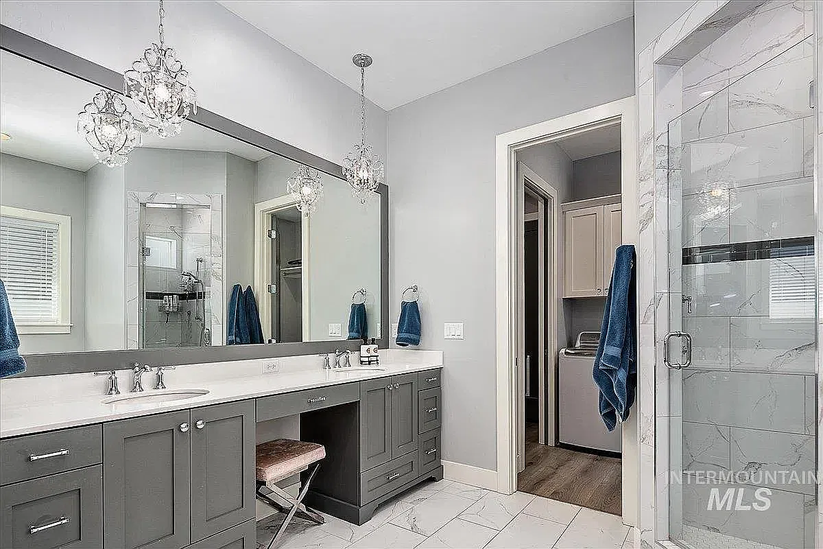 3 bed, 2259 sqft, $3,100 — Photo 3