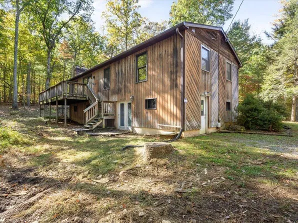 3052 Chase Ct, Salem, VA 24153