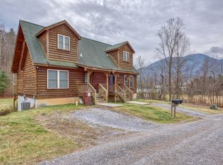 162-164 Travelers Point, Waynesville, NC 28785