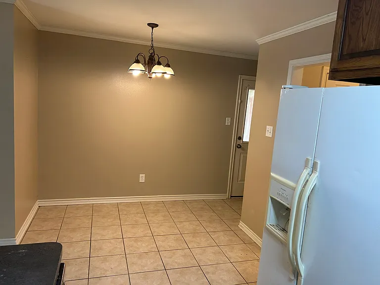 8325 Garrett Dr #8325 — Photo 9