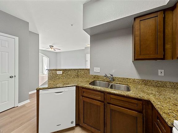 5th image of 23680 Walden Center Dr APT 307