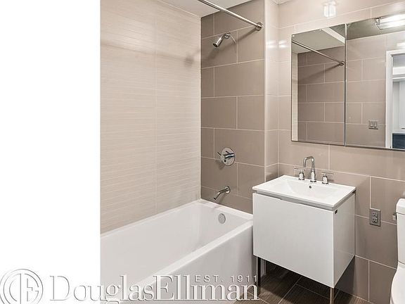 3rd image of 172 Montague St APT 16B