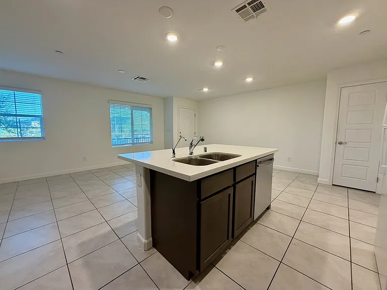 669 Pickled Pepper Pl — Photo 11