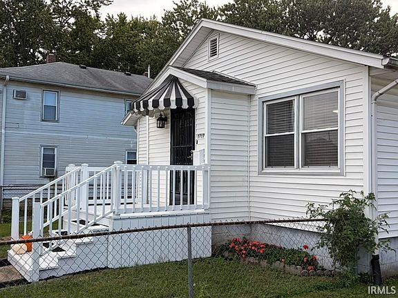 4th image of 1717 N Webster St