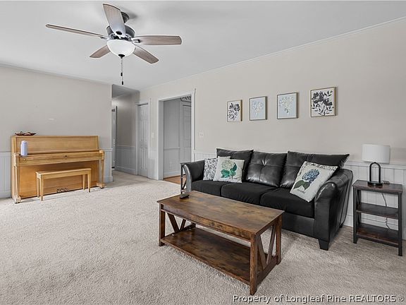 4th image of 205 Violet Rd