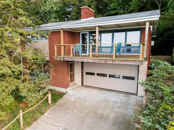 125 E Lake Front Dr, Beverly Shores, IN 46301