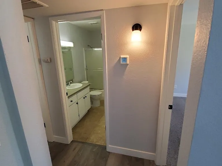 7441 Auburn Oaks Ct #B — Photo 5