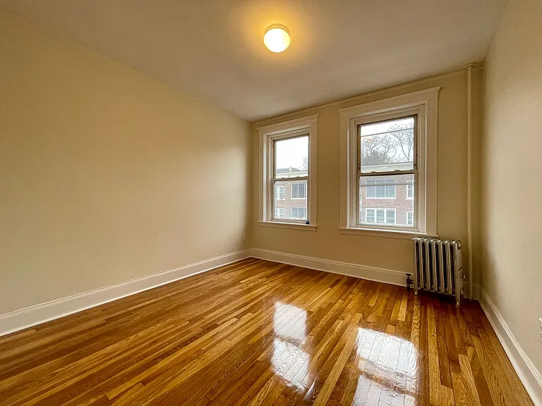 16 Vinal St #8 — Photo 3