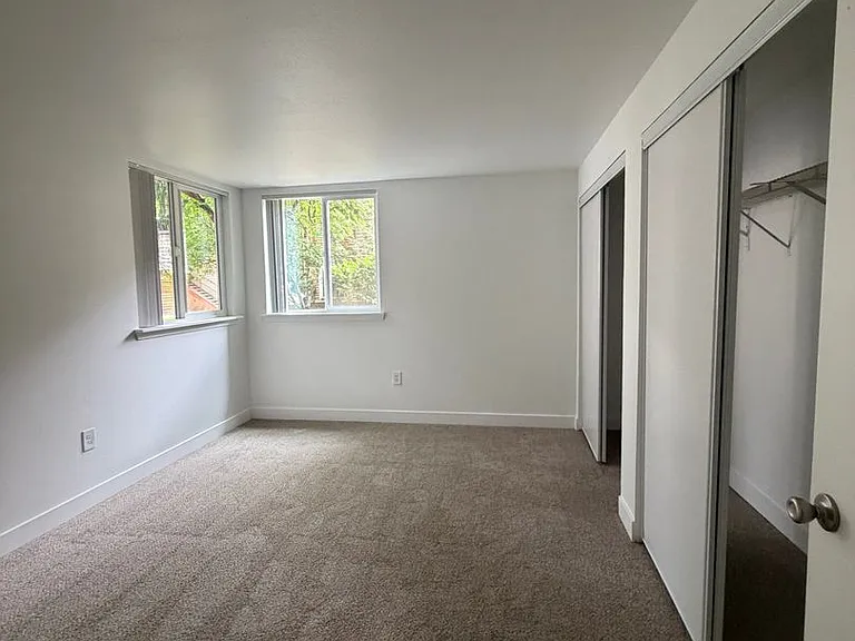 16924 SE Powell Blvd #28 — Photo 14
