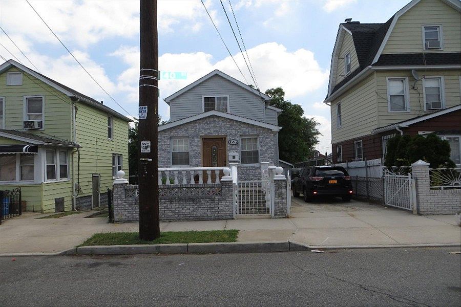 1st image of 13225 140th St