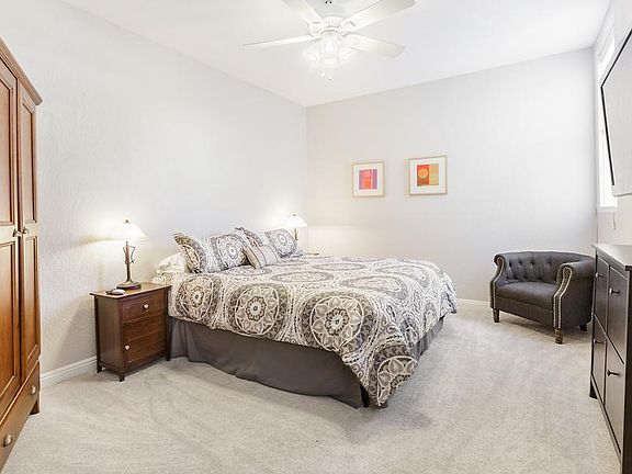 Bedroom with a King size bed