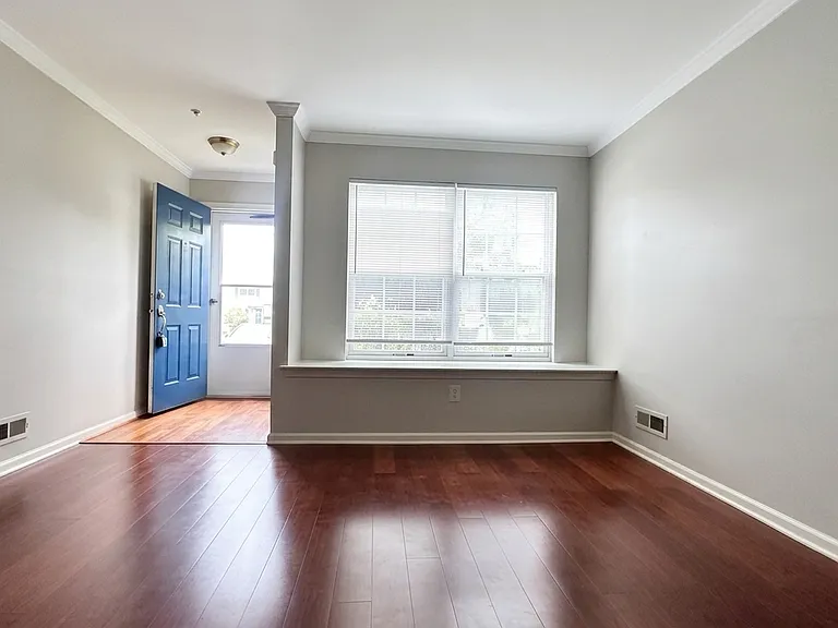 2607 Virginia Ln — Photo 5