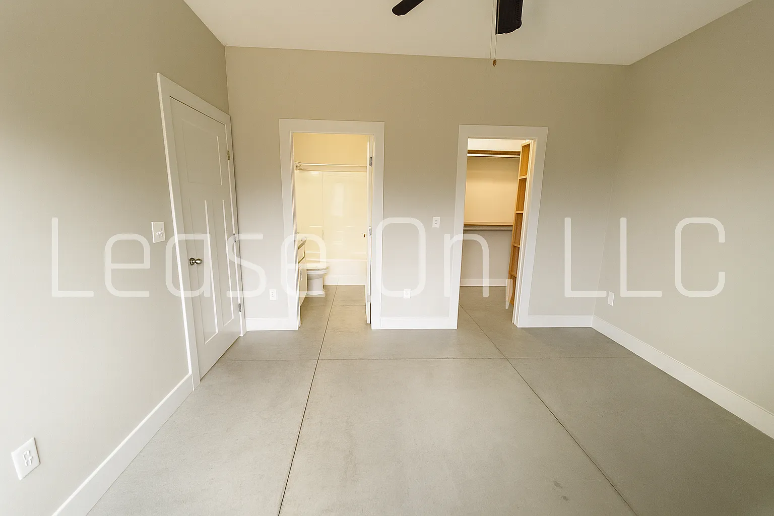 3 bed, 1150 sqft, $1,450 — Photo 2