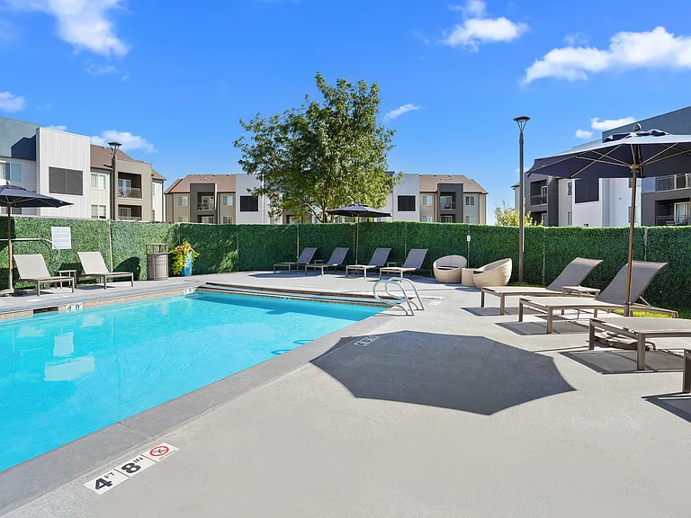 Wilshire Place — Photo 12
