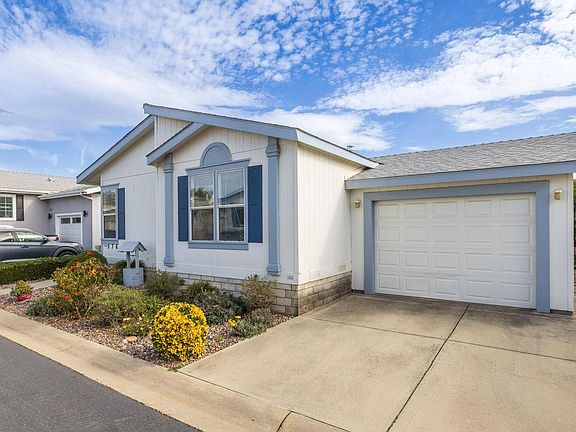 3rd image of 11851 Riverside Dr Space 276