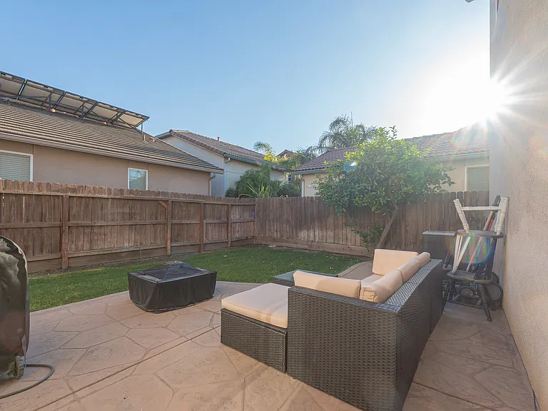 1739 W Castoro Way — Photo 25