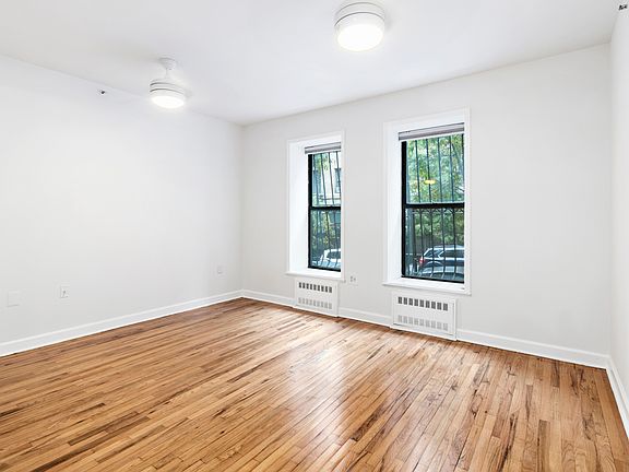 3rd image of 604 W 140th St APT 1A