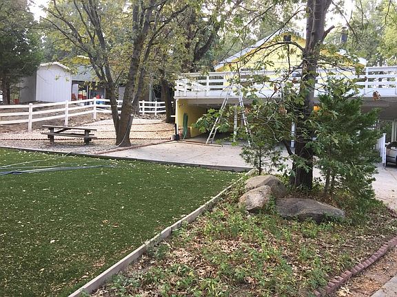 3rd image of 26547 Lake Forest Dr