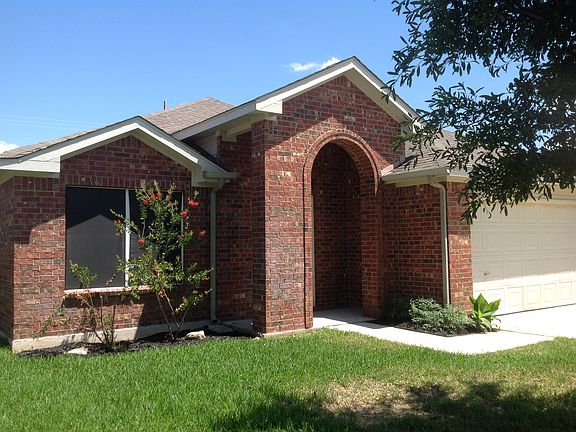 2nd image of 118 Aguilar Dr