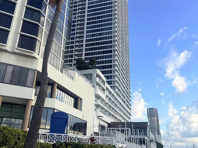 1717 N Bayshore Dr #1541 — Photo 14