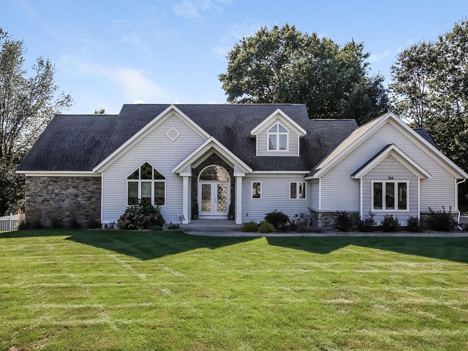 1st image of 360 Highbanks Ct