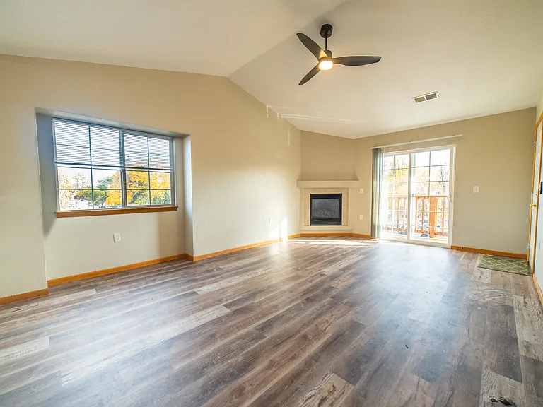 1221 University Ave #F301 — Photo 5