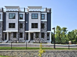 2000 Hyview Ter, Fort Washington, PA 19034