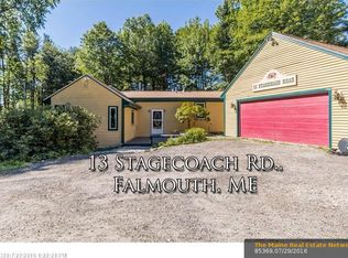 13 Stagecoach Rd, Falmouth, ME 04105