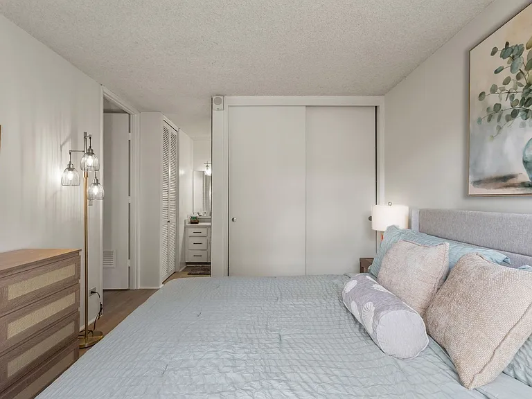 2140 Kuhio Ave #801 — Photo 10