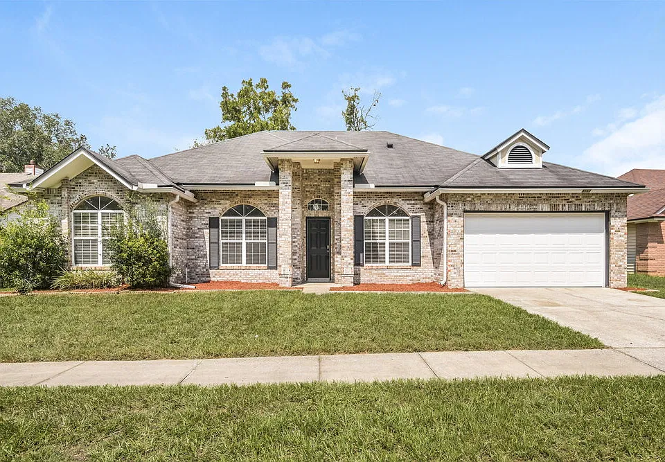9157 Camshire Dr