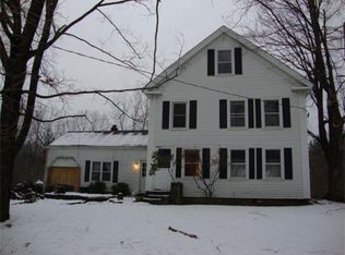 721 Goodrich St, Lunenburg, MA 01462