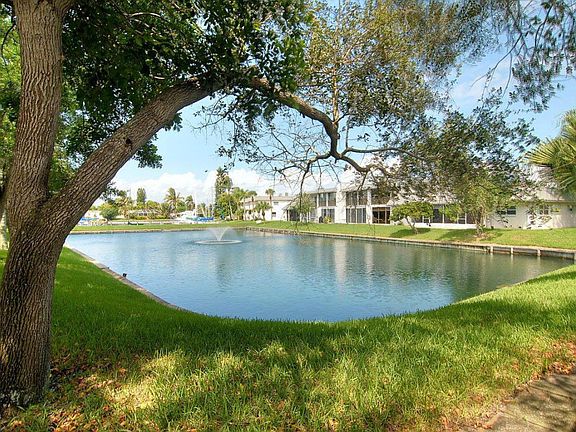 3rd image of 451 Ibis Ln #451