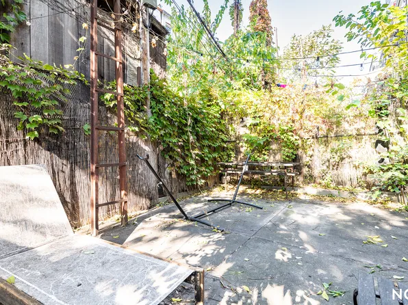 355 Stockholm Street image 6 of 20