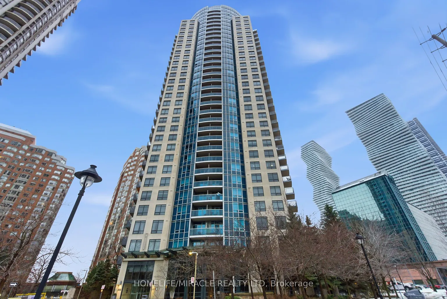 330 Burnhamthorpe Rd W #2901 photo 1