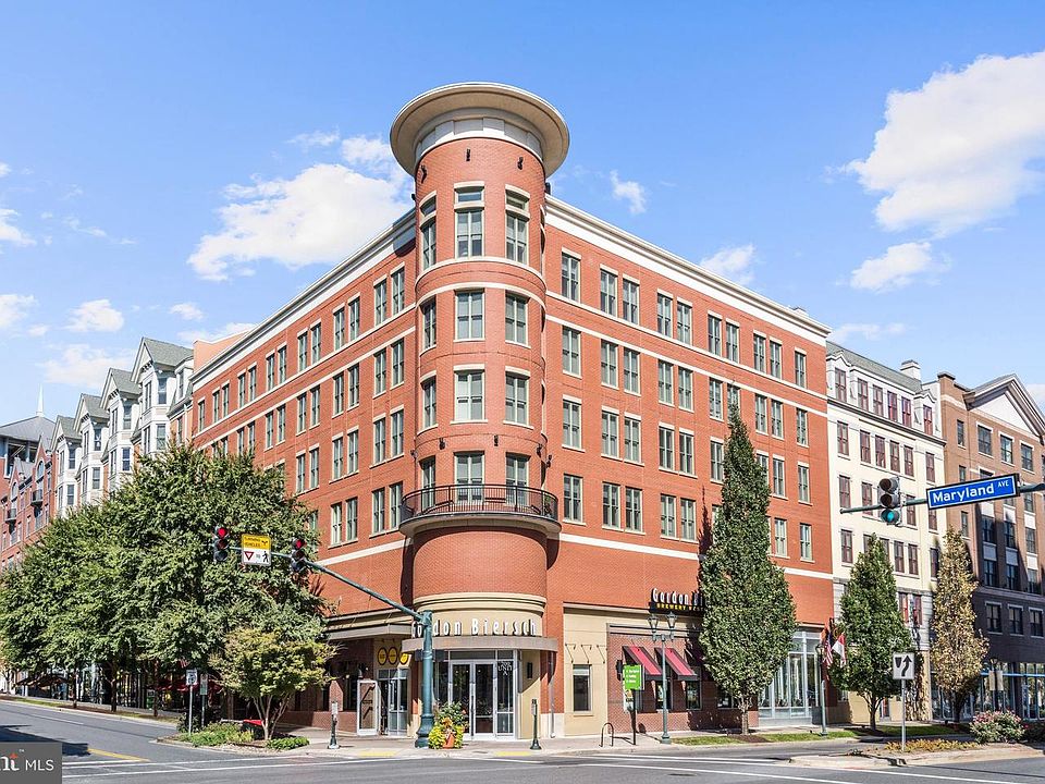 1st image of 38 Maryland Ave #Penthouse 613