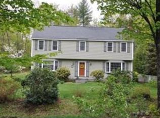 14 Greenbriar Ln, Amherst, NH 03031