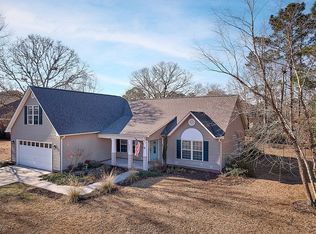 121 Golf Terrace Dr, Hampstead, NC 28443